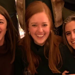 Meet your Posher, Elizabeth